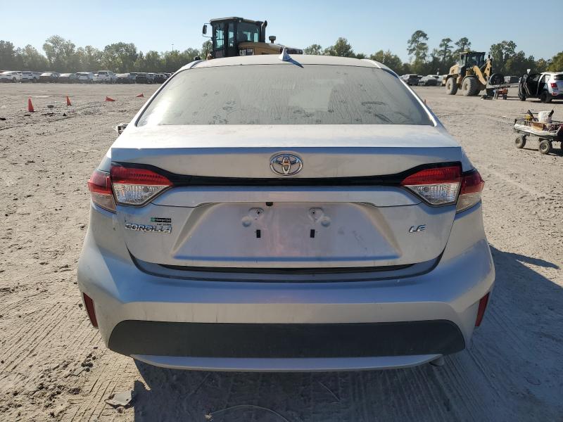 5YFEPMAE1MP189160 - 2021 TOYOTA COROLLA LE SILVER photo 6