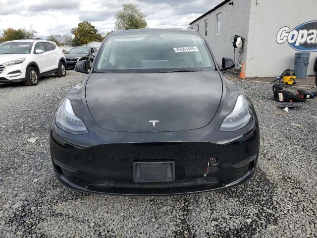 7SAYGDEE4SF298795 - 2025 TESLA MODEL Y 黑色 照片 5