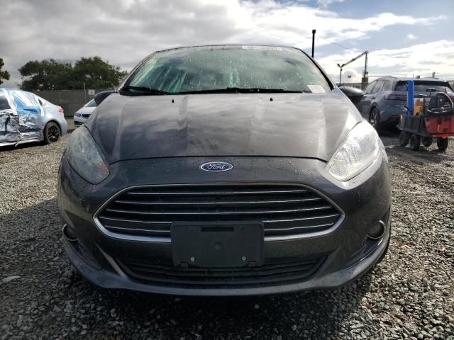 3FADP4EJ6KM124317 - 2019 FORD FIESTA SE 灰色 照片 5