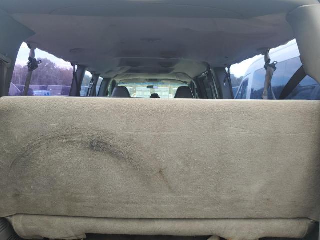 1GAHG39U651118814 - 2005 CHEVROLET EXPRESS G3 WHITE photo 10