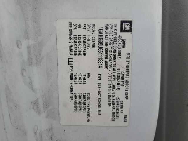 1GAHG39U651118814 - 2005 CHEVROLET EXPRESS G3 WHITE photo 13