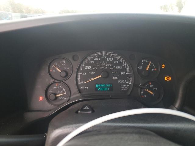 1GAHG39U651118814 - 2005 CHEVROLET EXPRESS G3 WHITE photo 9