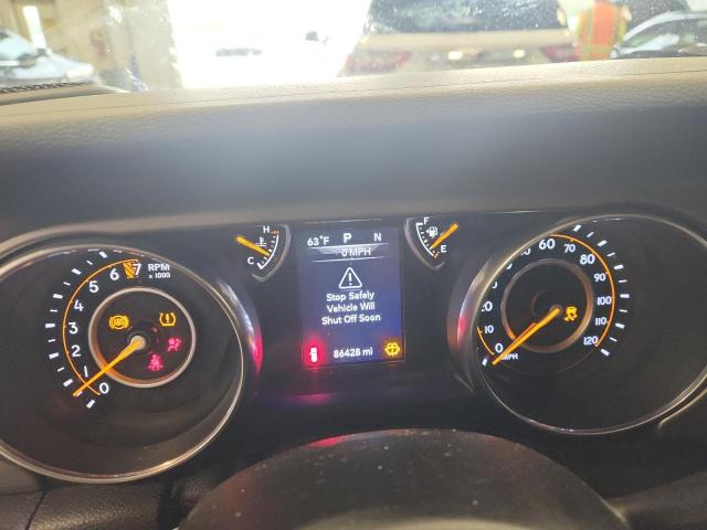 1C4HJXDG7JW178860 - 2018 JEEP WRANGLER UNLIMITED SPORT فحمي صورة 9