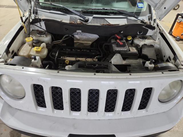 1C4NJPBA3DD264264 - 2013 JEEP PATRIOT SPORT Ақ фото 12
