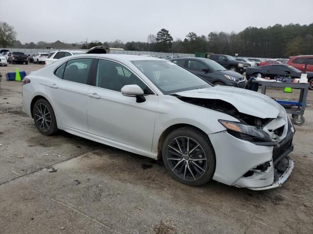 4T1G11AK9PU088885 - 2023 TOYOTA CAMRY SE NIGHT SHADE WHITE photo 4