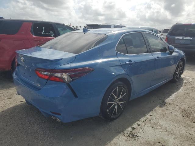 4T1T11AK9PU185342 - 2023 TOYOTA CAMRY SE NIGHT SHADE BLUE photo 3