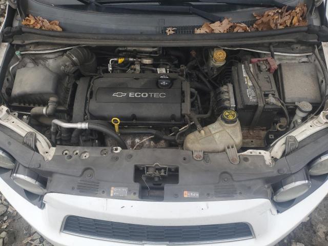 1G1JA5SG5E4229632 - 2014 CHEVROLET SONIC LS WHITE photo 11