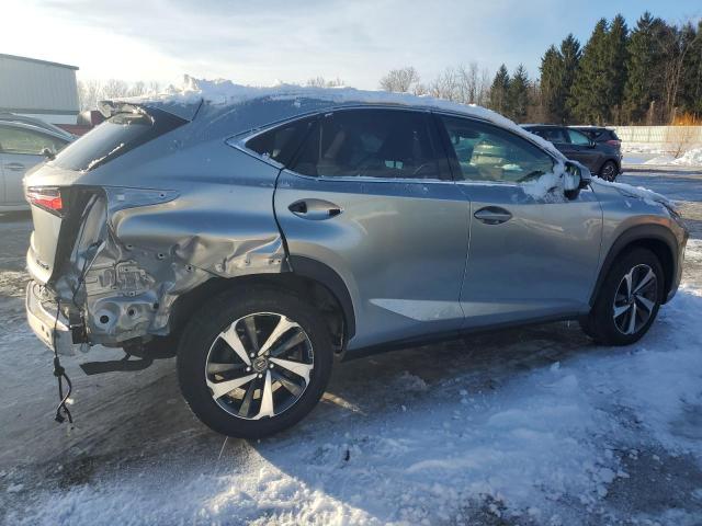 JTJGARDZXM2261958 - 2021 LEXUS NX 300 BASE 银色 照片 3