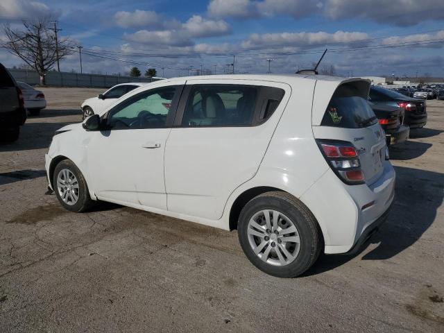 1G1JG6SH2H4149870 - 2017 CHEVROLET SONIC WHITE photo 2