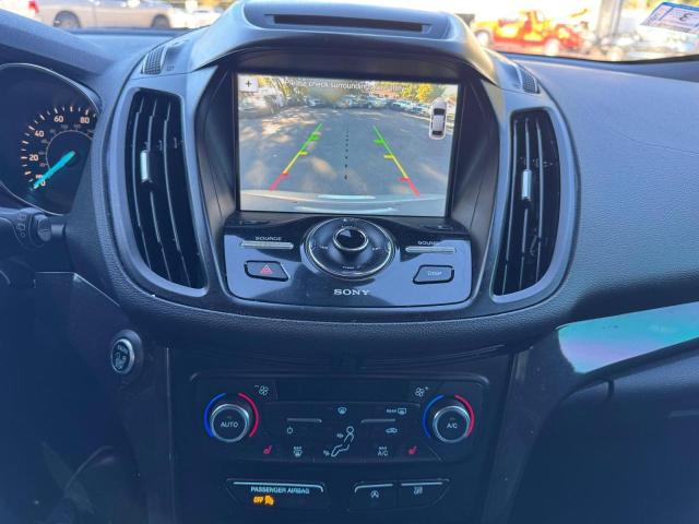 1FMCU9JD8HUA35294 - 2017 FORD ESCAPE TITANIUM Plata foto 11