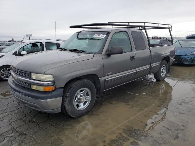 2001 CHEVROLET SILVERADO C1500, 