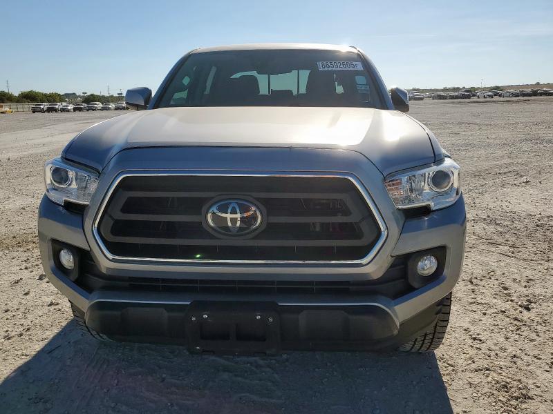 5TFAZ5CN7MX115268 - 2021 TOYOTA TACOMA DOUBLE CAB Gümüş foto 5