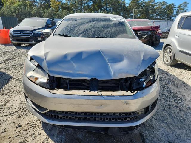 1VWBH7A3XCC083102 - 2012 VOLKSWAGEN PASSAT SE ვერცხლისფერი ფოტო 5