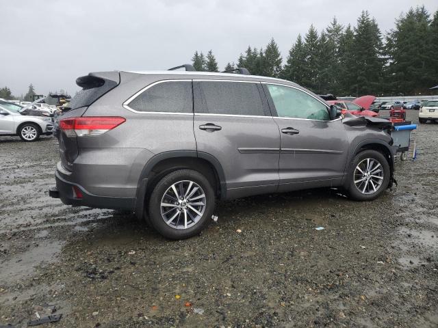 5TDJZRFH6HS438719 - 2017 TOYOTA HIGHLANDER SE GRAY photo 3