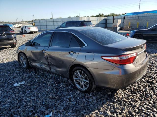 4T1BF1FK1FU092318 - 2015 TOYOTA CAMRY LE GRAY photo 2