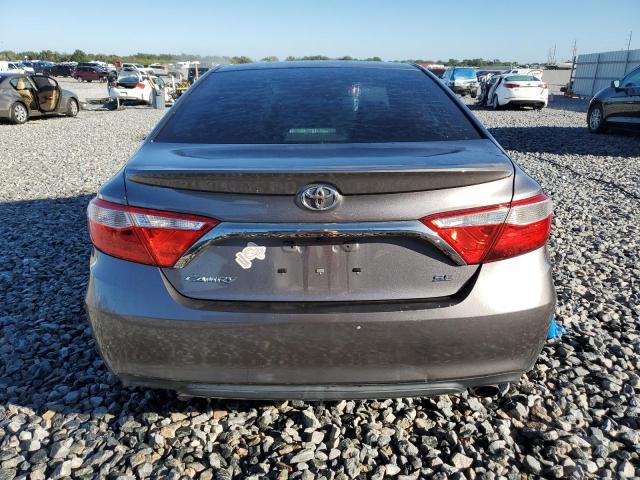 4T1BF1FK1FU092318 - 2015 TOYOTA CAMRY LE GRAY photo 6