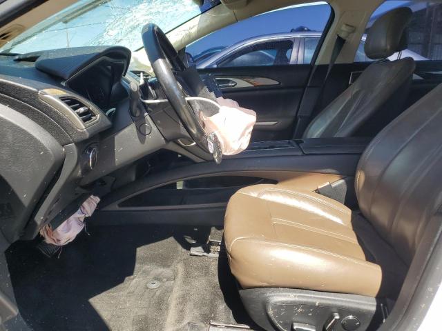 3LN6L2G9XGR633788 - 2016 LINCOLN MKZ أبيض صورة 7