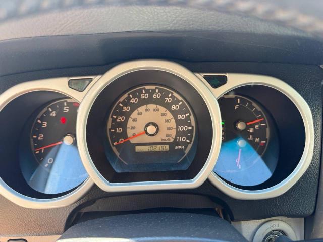 JTEBU14R640023652 - 2004 TOYOTA 4RUNNER SR5 银色 照片 8