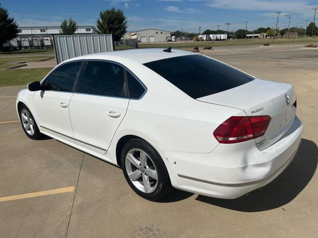 1VWBN7A35DC101239 - 2013 VOLKSWAGEN PASSAT SE WHITE photo 3