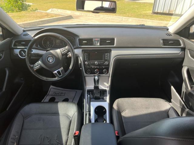 1VWBN7A35DC101239 - 2013 VOLKSWAGEN PASSAT SE WHITE photo 9