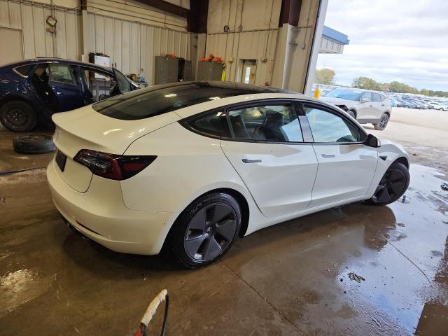 5YJ3E1EA1PF490854 - 2023 TESLA MODEL 3 Beyaz fotoğraf 3