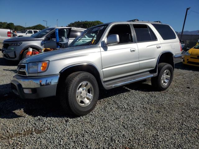 2000 TOYOTA 4RUNNER SR5, null