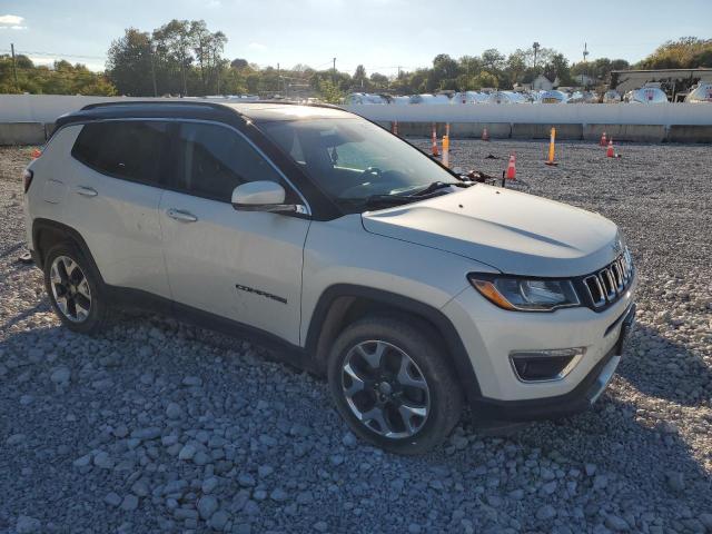 3C4NJDCB9JT246184 - 2018 JEEP COMPASS LIMITED WHITE photo 4
