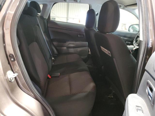 JA4AR3AW0HZ016957 - 2017 MITSUBISHI OUTLANDER ES BROWN photo 11