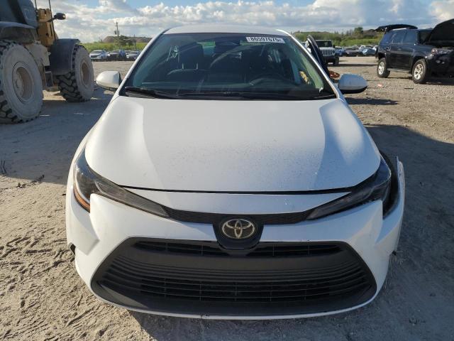 5YFB4MDE7PP060383 - 2023 TOYOTA COROLLA LE Blanco foto 5