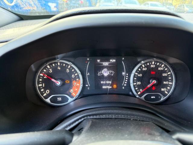 ZACCJBAH0JPH33753 - 2018 JEEP RENEGADE SPORT Серый фото 8