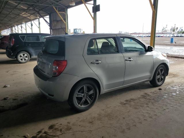 JTKKUPB46D1036631 - 2013 TOYOTA SCION XD Gümüş fotoğraf 3