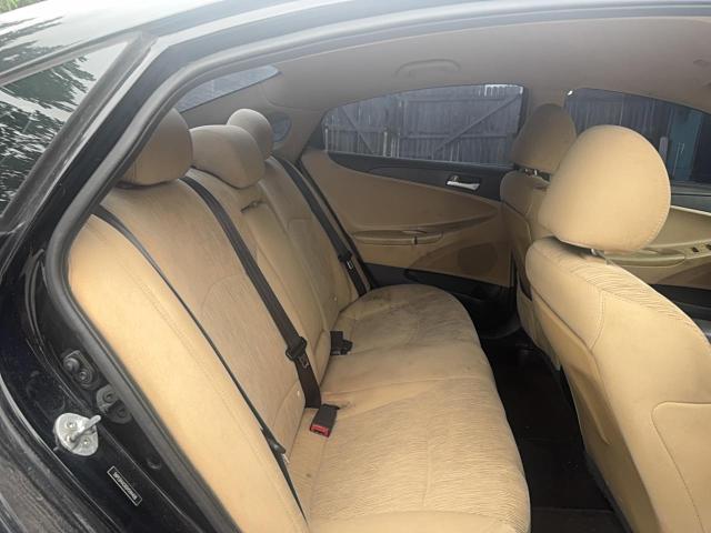 5NPEB4AC6DH594408 - 2013 HYUNDAI SONATA GLS შავი ფოტო 6