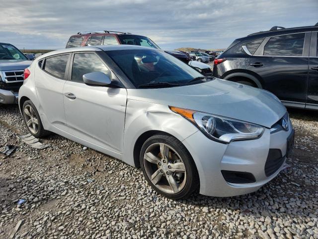 KMHTC6AD3FU245185 - 2015 HYUNDAI VELOSTER 银色 照片 4