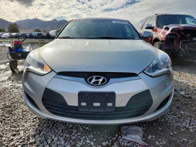 KMHTC6AD3FU245185 - 2015 HYUNDAI VELOSTER 银色 照片 5