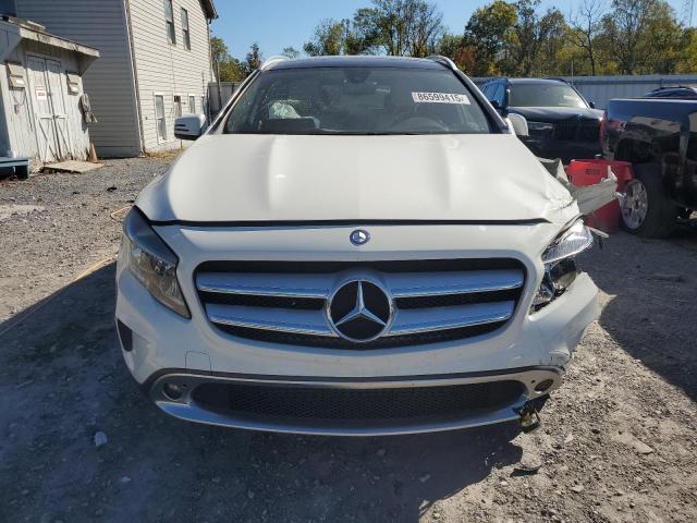 WDCTG4EB7GJ246424 - 2016 MERCEDES-BENZ GLA 250 Blanco foto 5