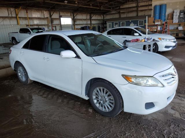 4T4BF3EK3AR045304 - 2010 TOYOTA CAMRY BASE Beyaz fotoğraf 4