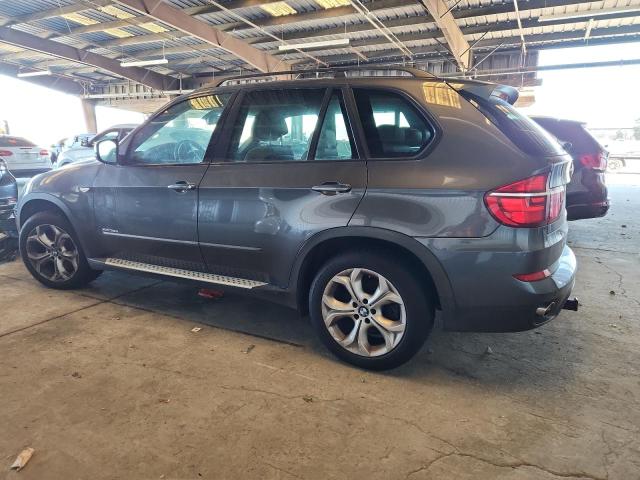 5UXZW0C53D0B95676 - 2013 BMW X5 XDRIVE35D 灰色 照片 2