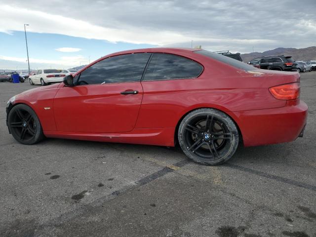 WBAKG1C53CE839842 - 2012 BMW 335 I SULEV RED photo 2