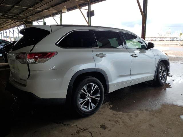 5TDJKRFH9GS318285 - 2016 TOYOTA HIGHLANDER XLE WHITE photo 3
