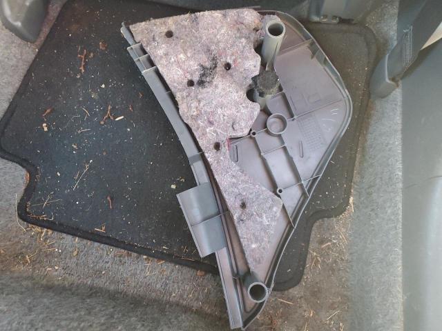 JTDKB20U453019030 - 2005 TOYOTA PRIUS SILVER photo 13