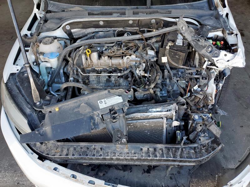 3VW2B7AJ8JM259639 - 2018 VOLKSWAGEN JETTA S WHITE photo 11