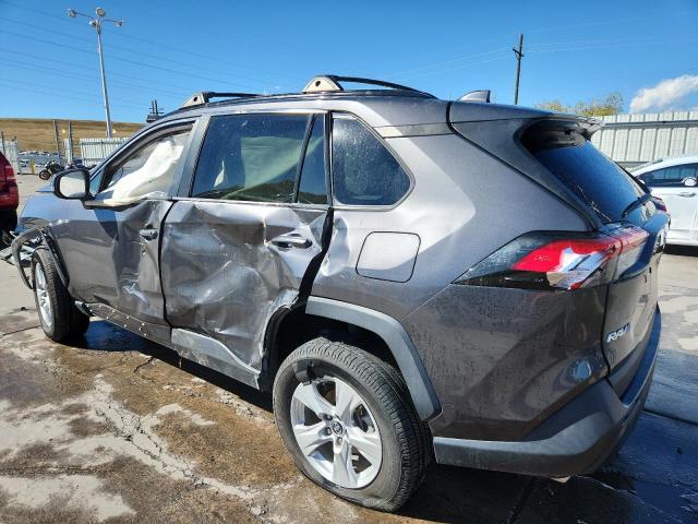 2T3P1RFV1KW051220 - 2019 TOYOTA RAV4 XLE GRAY photo 2