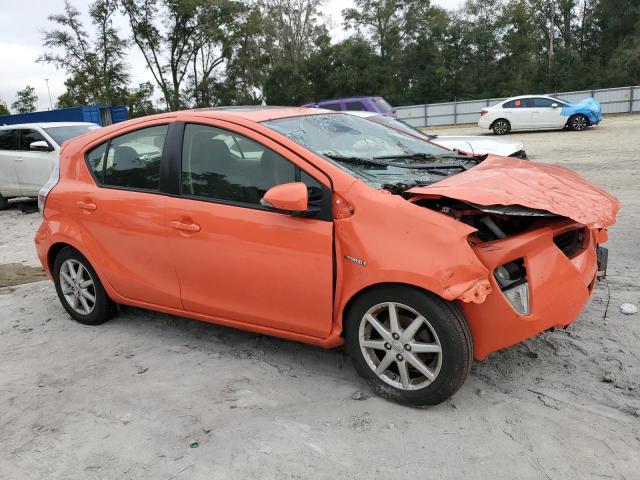 JTDKDTB33E1081583 - 2014 TOYOTA PRIUS C ORANGE photo 4