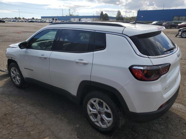 3C4NJDBN3ST616977 - 2025 JEEP COMPASS LATITUDE Biały zdjęcie 2