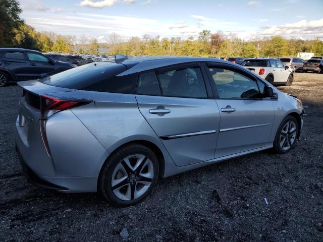 JTDKARFU1G3017967 - 2016 TOYOTA PRIUS SILVER photo 3