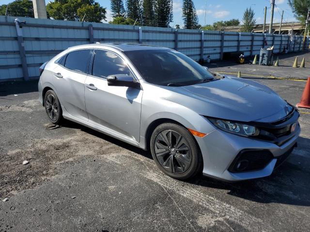 SHHFK7H54JU425445 - 2018 HONDA CIVIC EX 银色 照片 4