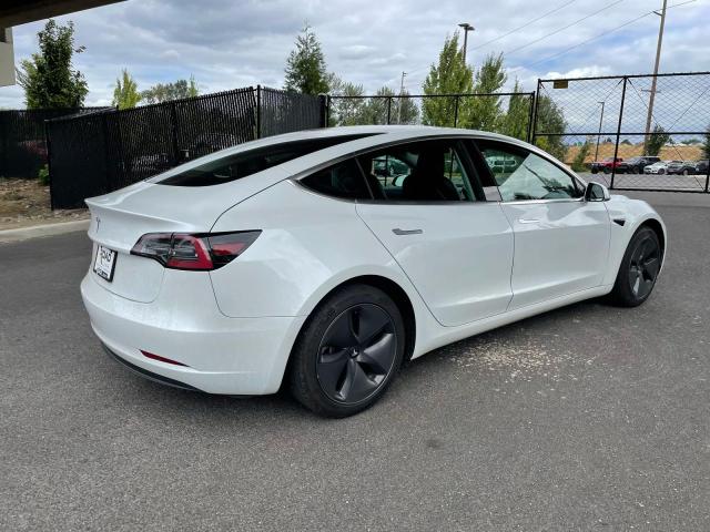 5YJ3E1EA6LF804430 - 2020 TESLA MODEL 3 WHITE photo 4