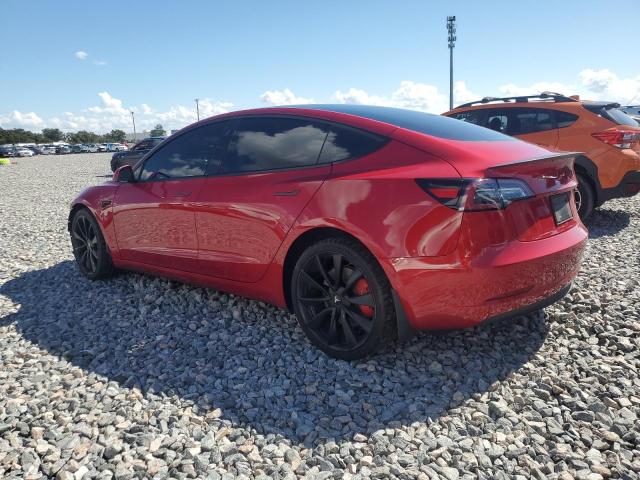 5YJ3E1EC2NF237394 - 2022 TESLA MODEL 3 Rot Foto 2