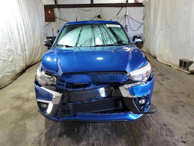 JA4AR3AU0JU004017 - 2018 MITSUBISHI OUTLANDER ES BLUE photo 5