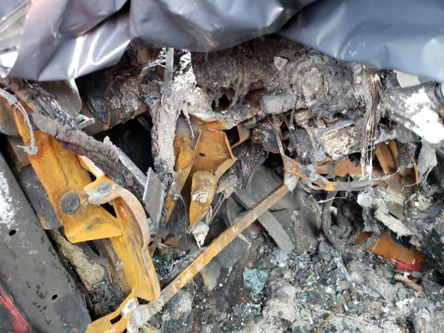 3GNCA53V69S638250 - 2009 CHEVROLET HHR LT RED photo 17